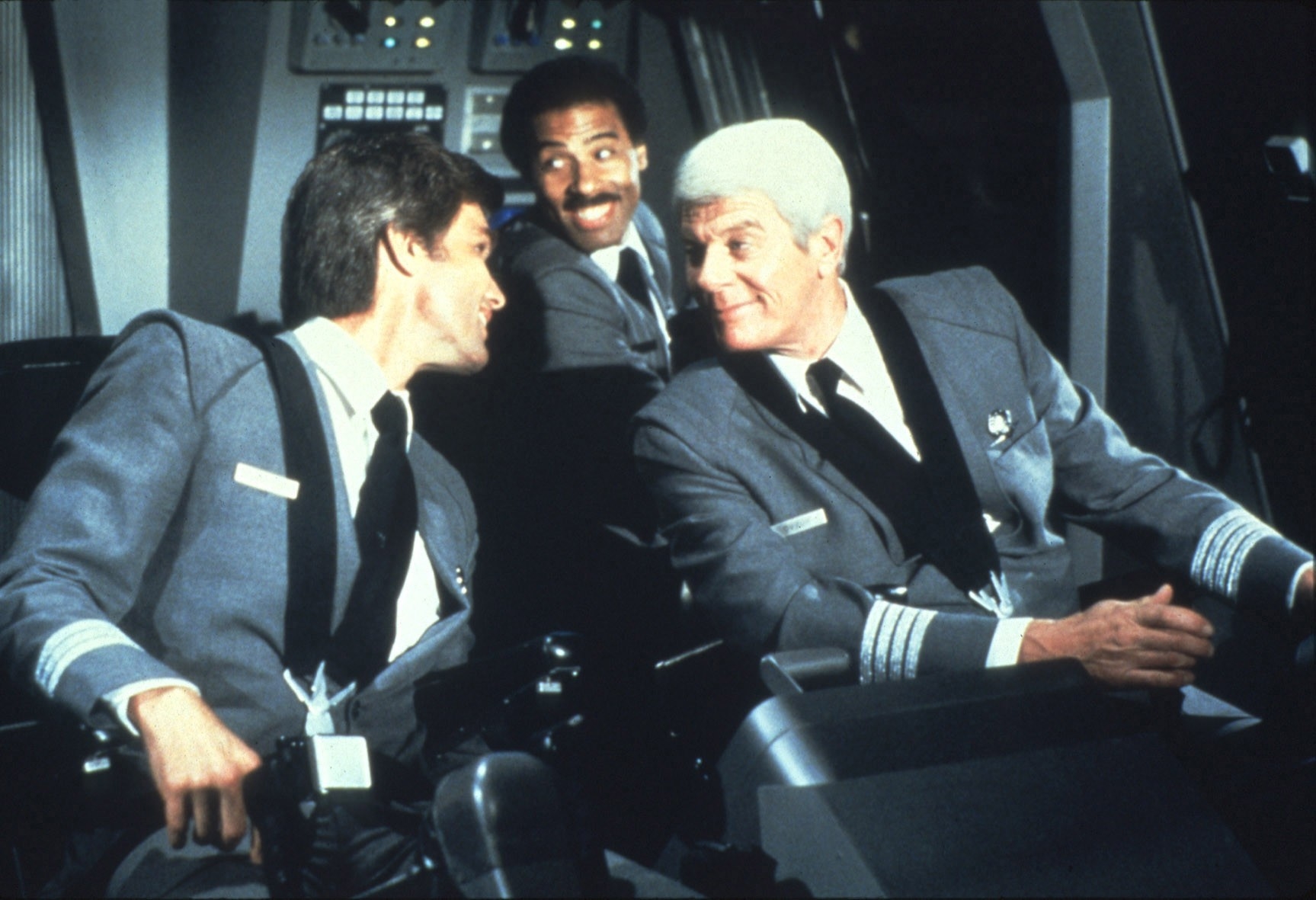 Image du film Y a-t-il enfin un pilote dans l'avion ? 2 be41c793-5c1c-43c1-8e0b-f23387dffb97
