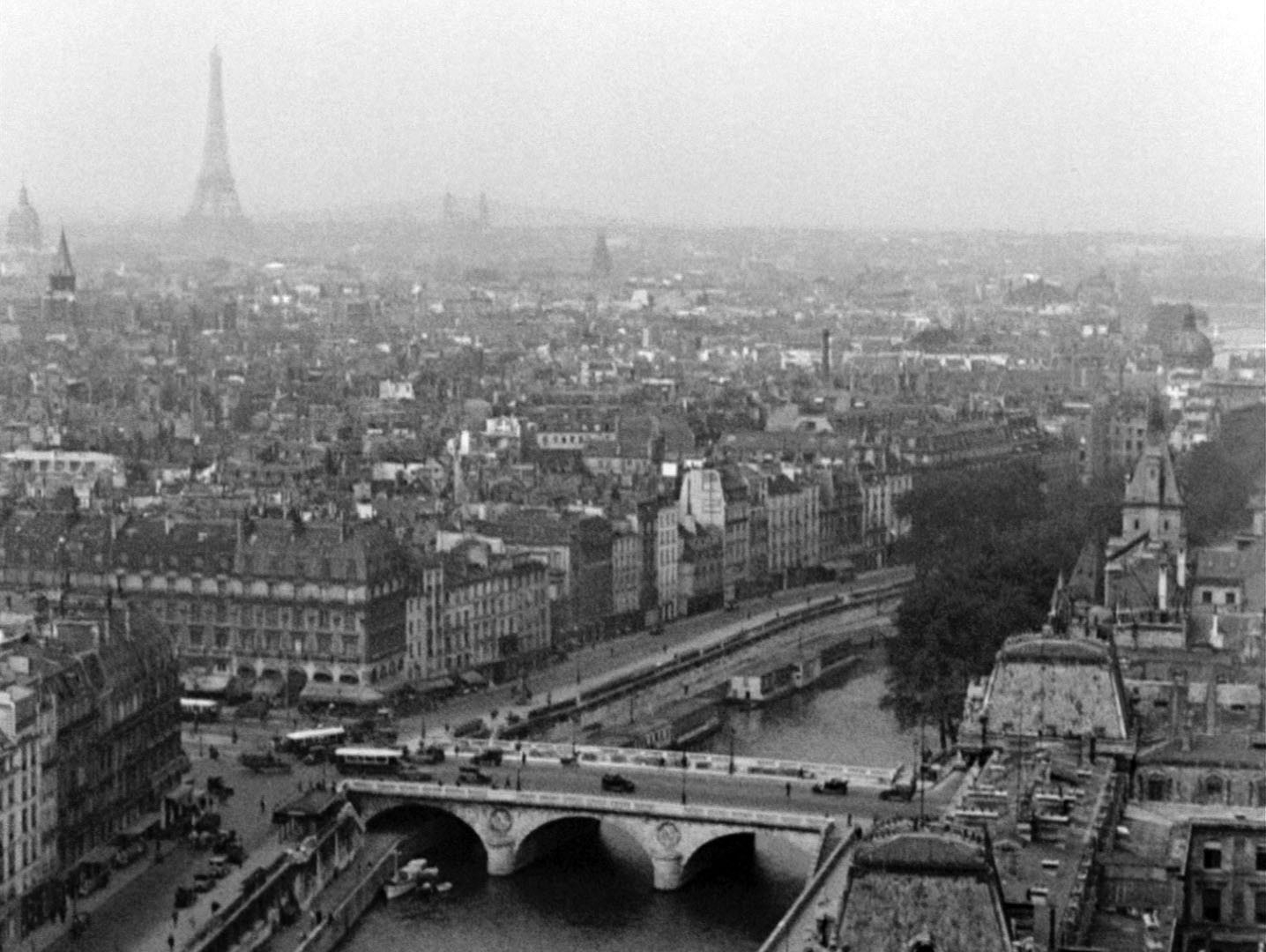 Image du film Etudes sur Paris 4490