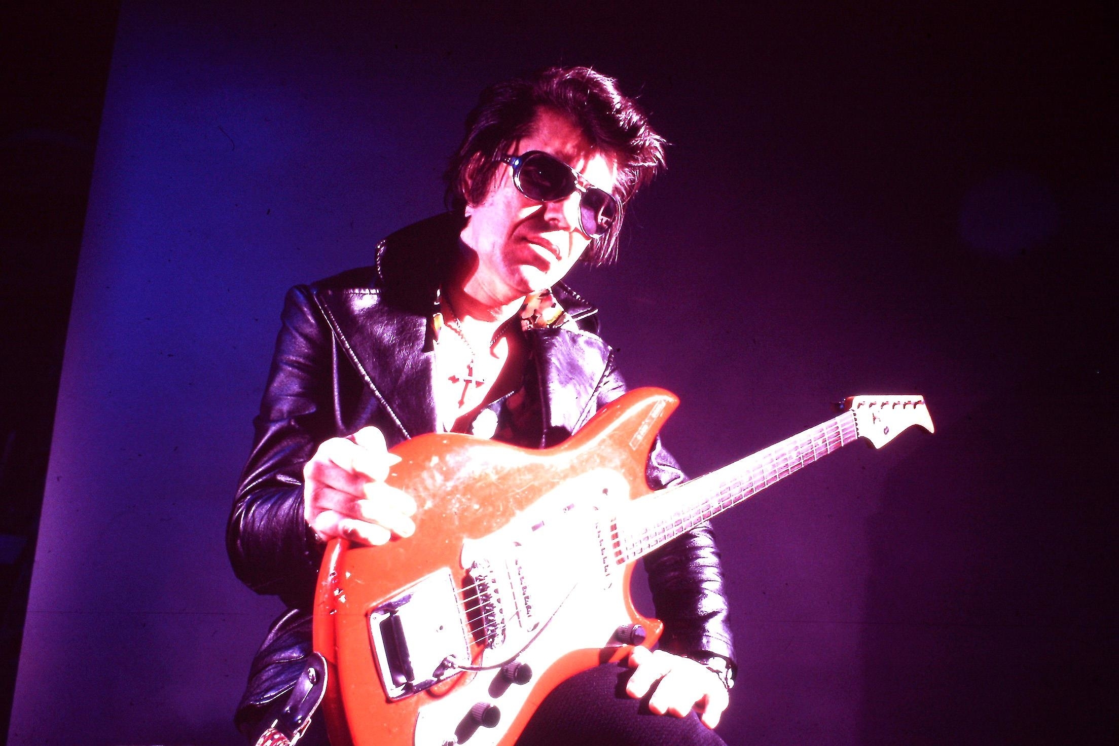 Image du film Rumble : The Indians Who Rocked The World f3d39a70-0540-4a5a-ba53-2e17b903db74