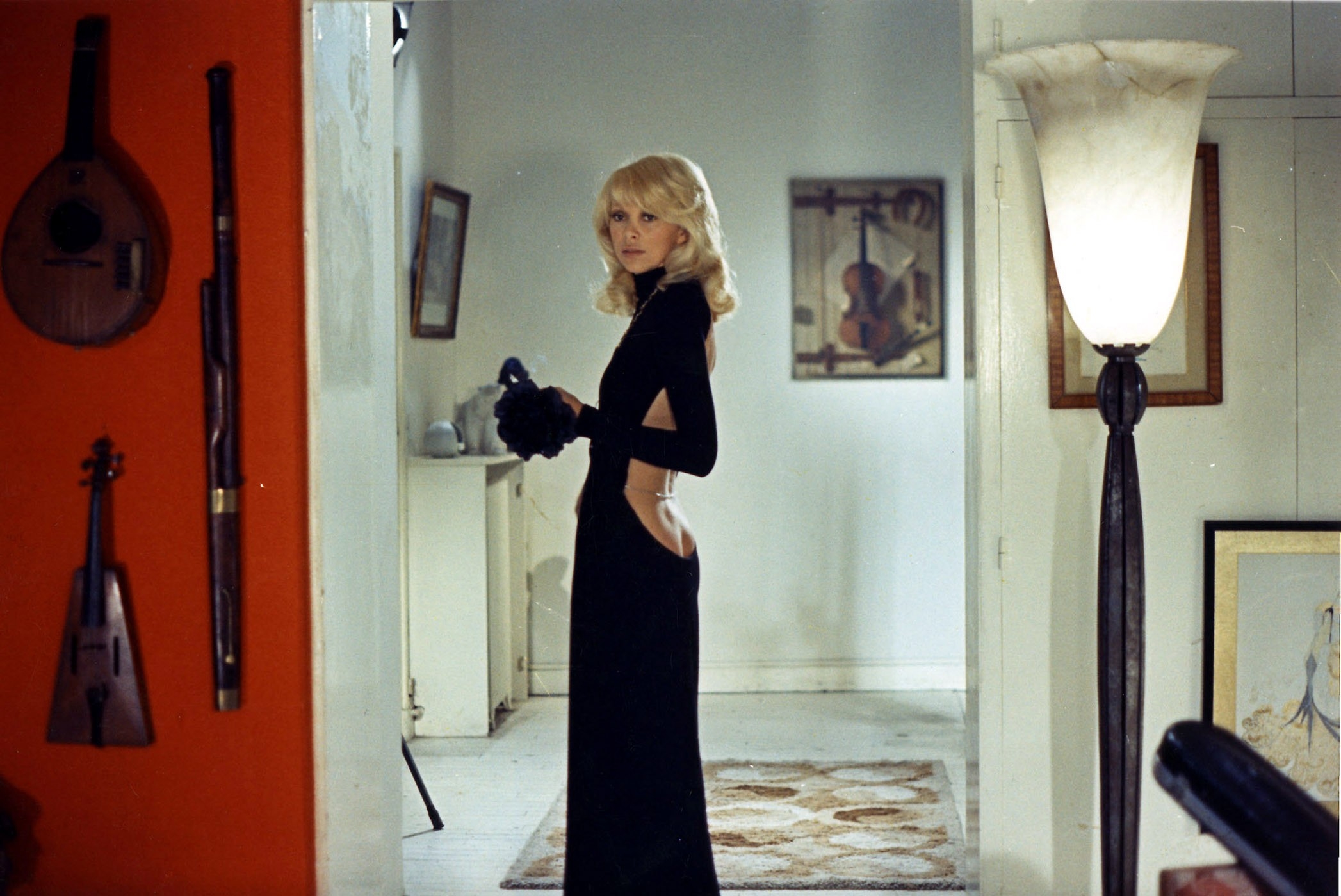 Image du film Le Grand Blond avec une chaussure noire 8c319e48-027c-4eec-a68b-0d01e301b906