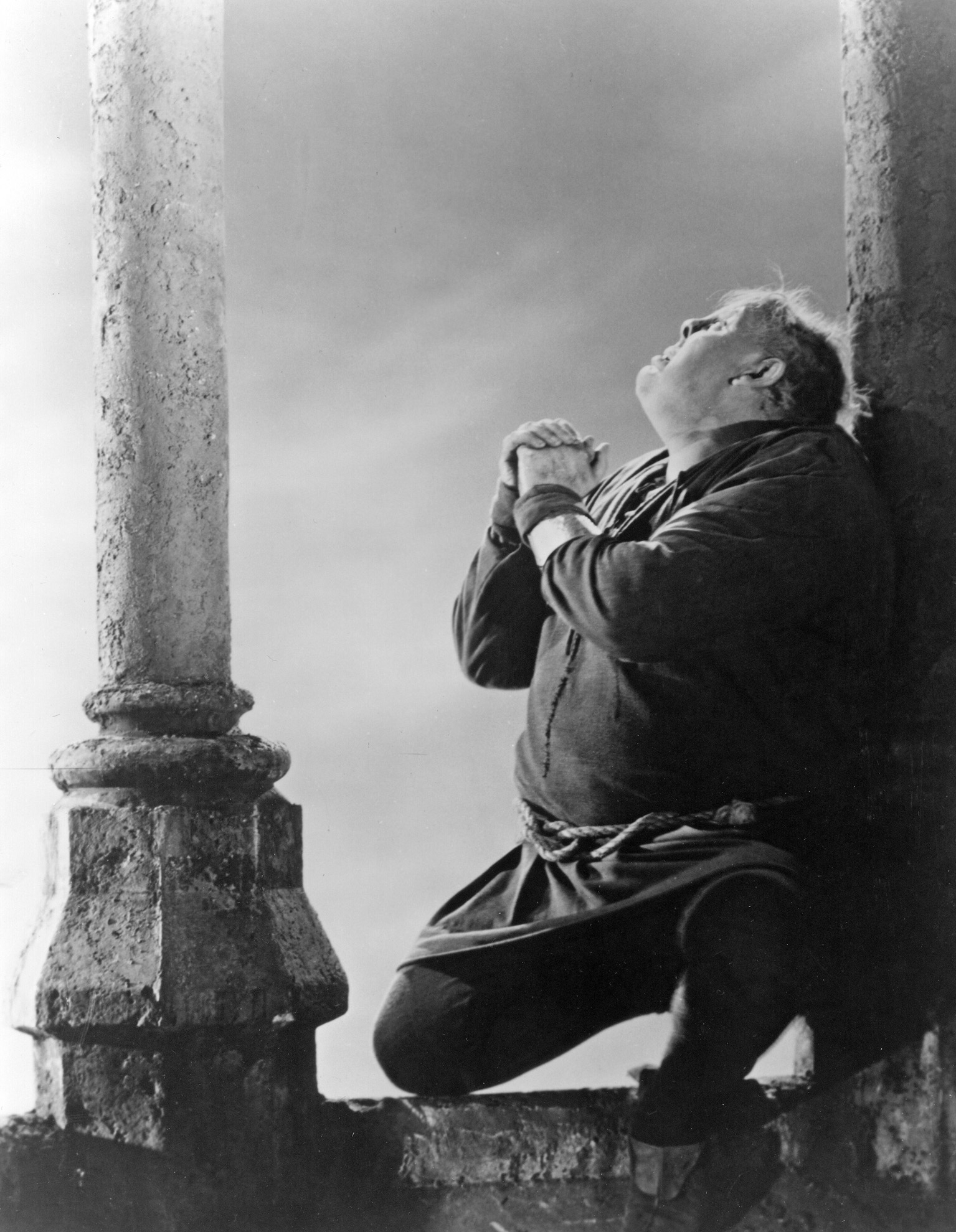 Image du film Quasimodo, le bossu de Notre Dame 7044a7c9-0454-4722-92db-a99a69051387